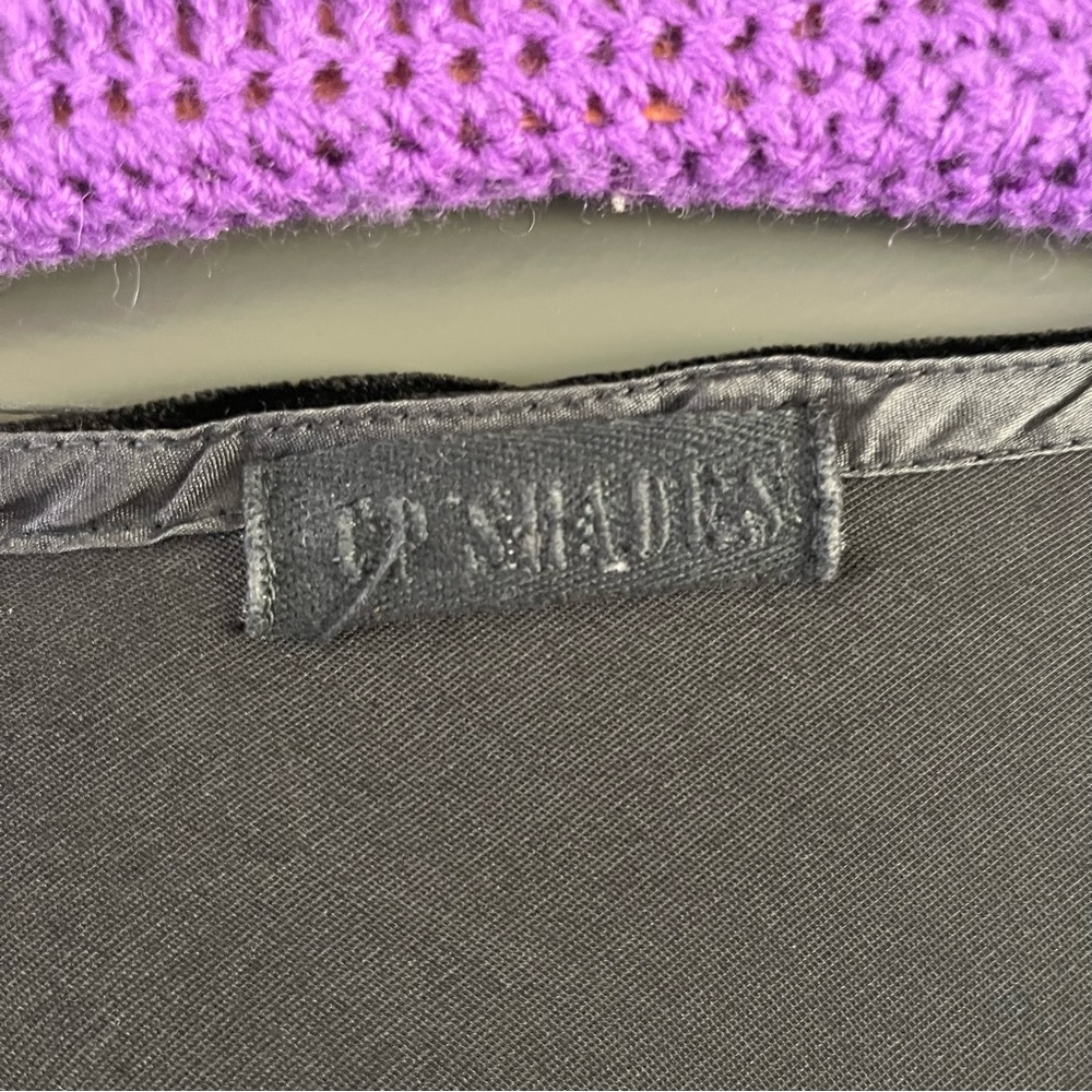 GUC CP shades black velvet tank, size L - Picture 2 of 4